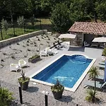 Les Oliviers - Climatisee Avec Piscine 别墅