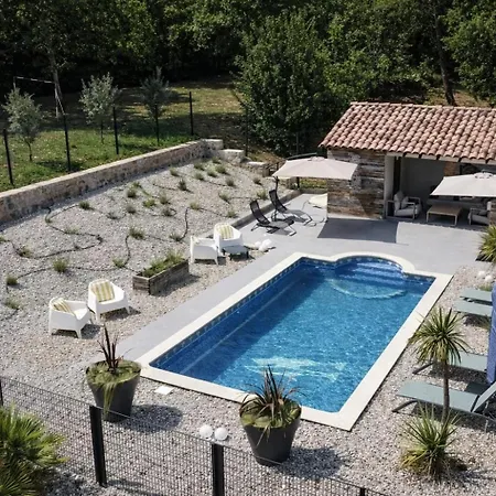 Les Oliviers - Climatisee Avec Piscine Villa